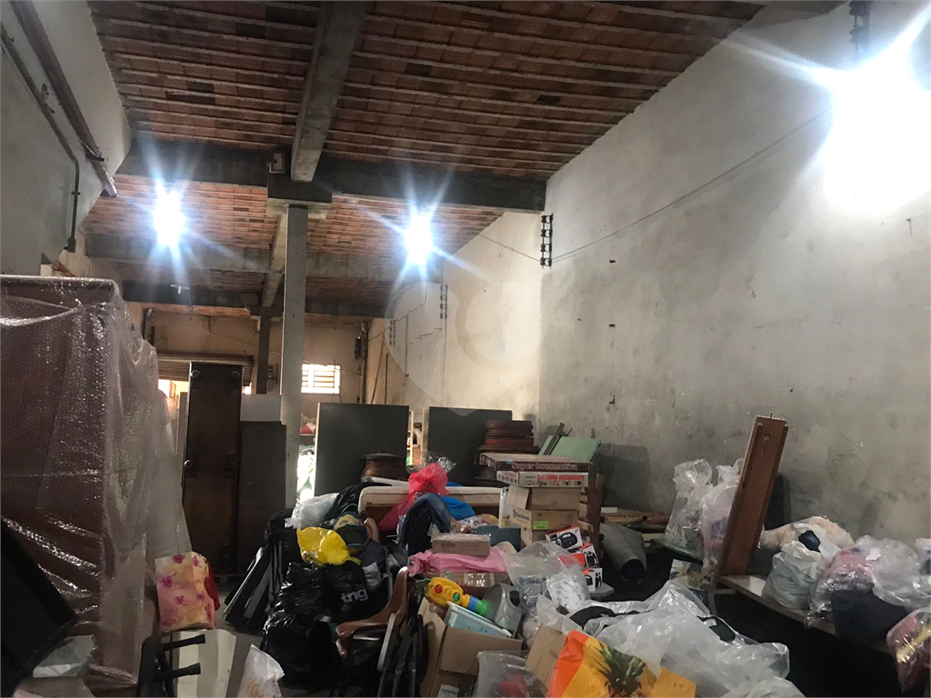 Galpão com 2.700m2 de área construída - Casa Verde