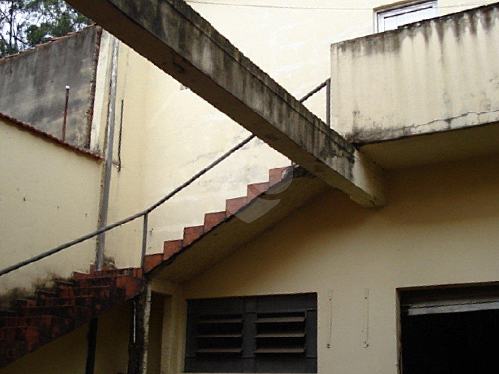 Galpão com 2.700m2 de área construída - Casa Verde