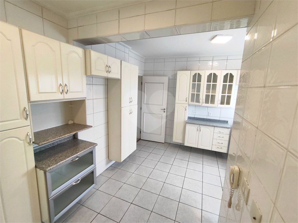 Apartamento na Vila Ester