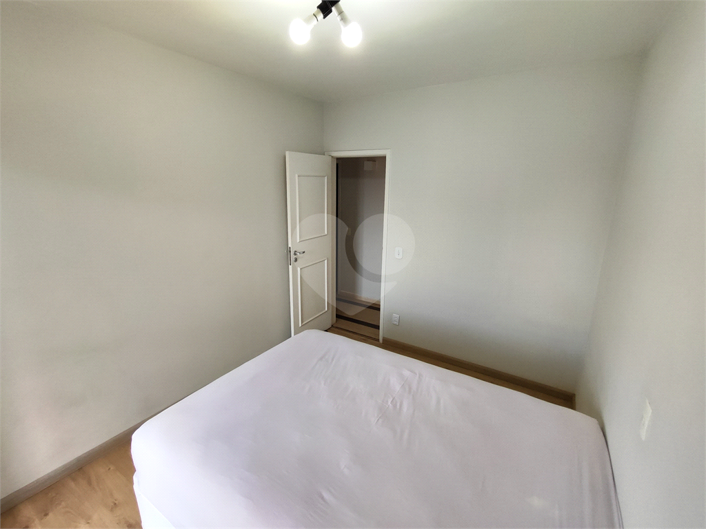 Apartamento na Vila Ester