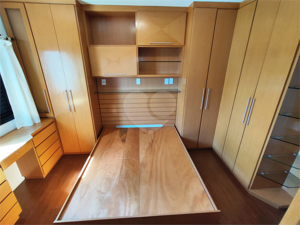 Apartamento na Vila Ester