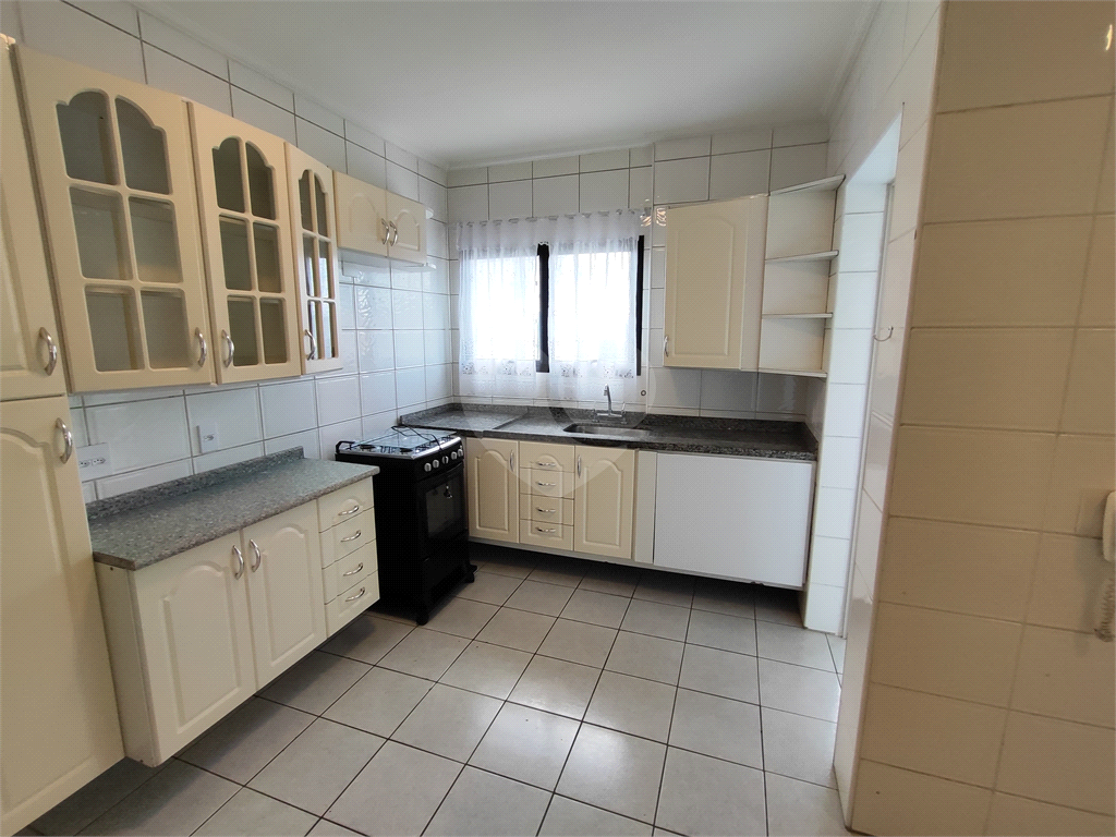 Apartamento na Vila Ester