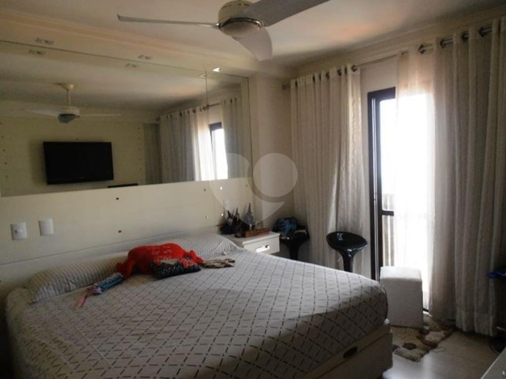 Cobertura à venda com 3 quartos, 300m² - Foto 11