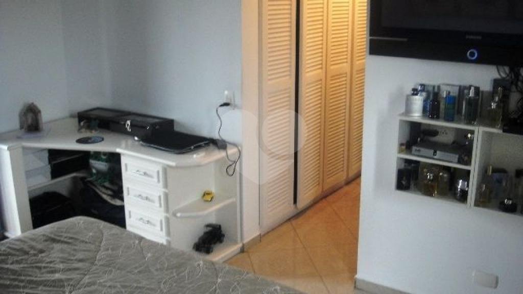 APARTAMENTO em VILA FORMOSA