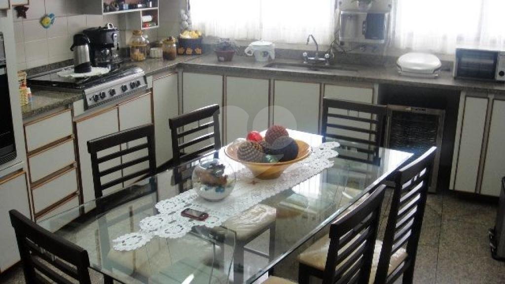 APARTAMENTO em VILA FORMOSA
