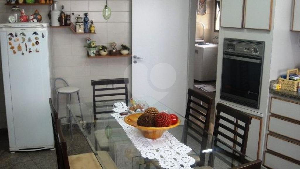 APARTAMENTO em VILA FORMOSA