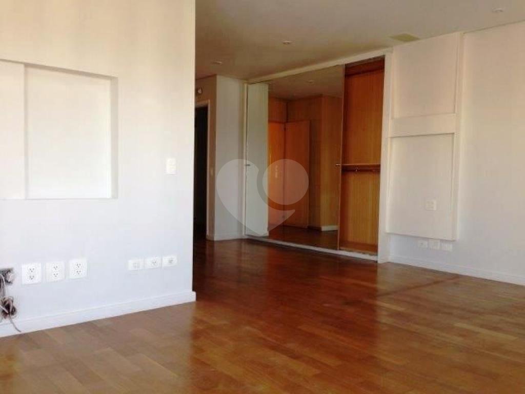 Cobertura à venda com 2 quartos, 480m² - Foto 3