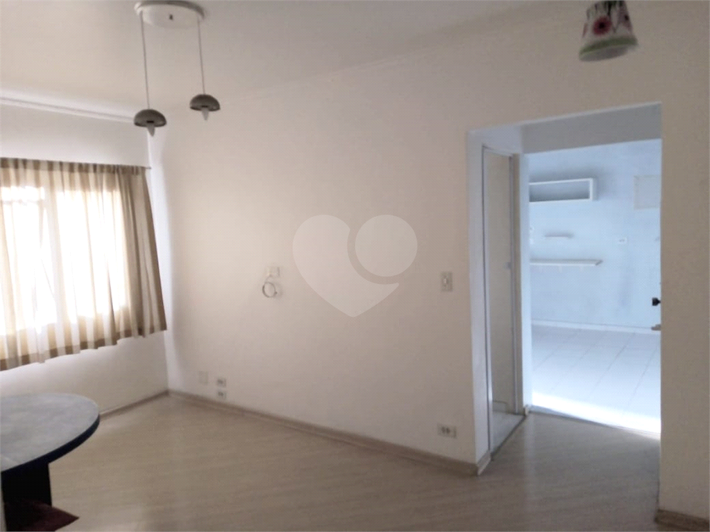 Ótimo apartamento próximo ao metrô em Santana.