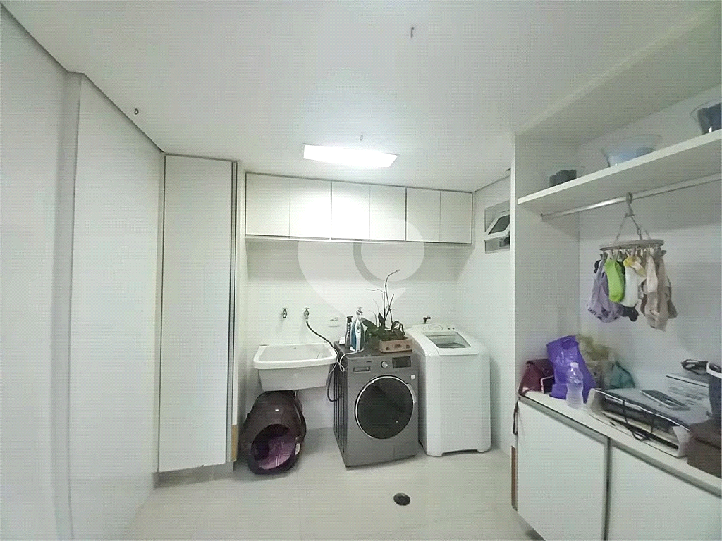 Sobrado à venda com 4 quartos, 380m² - Foto 39