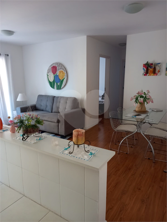 Apartamento para venda no Residencial Joy com 2 quartos na Vila Mazzei