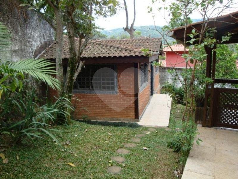 CASA TÉRREA - PARQUE. PETRÓPOLIS, COM 3 DORMITÓRIOS, 6 VAGAS