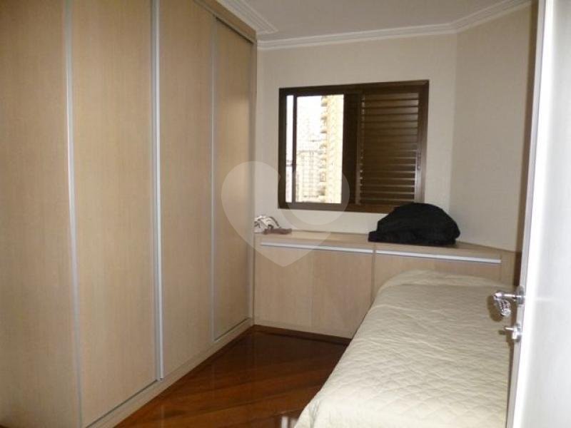 Apartamento à venda com 3 quartos, 215m² - Foto 22