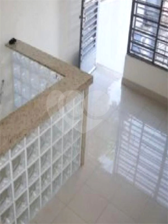 Sobrado à venda com 2 quartos, 180m² - Foto 8