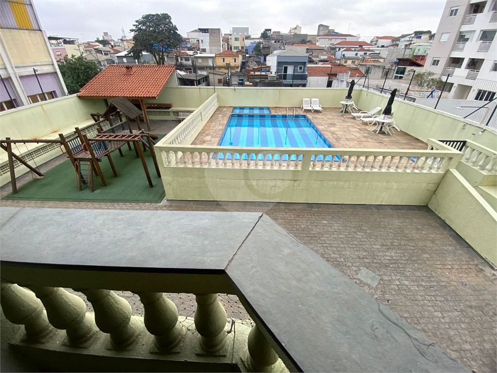 Apartamento de 2 dormitórios e 2 vagas em excelente localização.