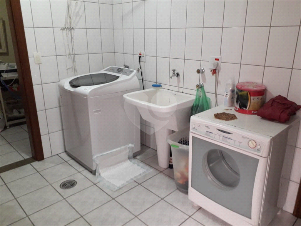 Sobrado para venda com dormitorios sendo 2 suites e 5 vagas e ofuro