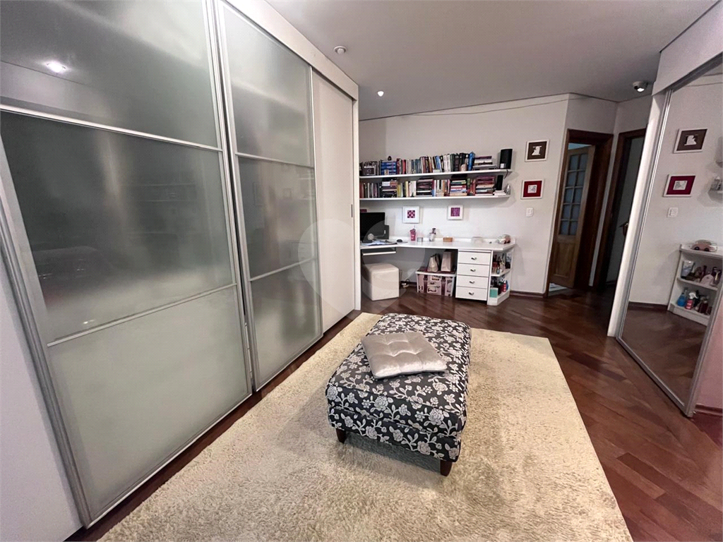 Sobrado para venda com dormitorios sendo 2 suites e 5 vagas e ofuro