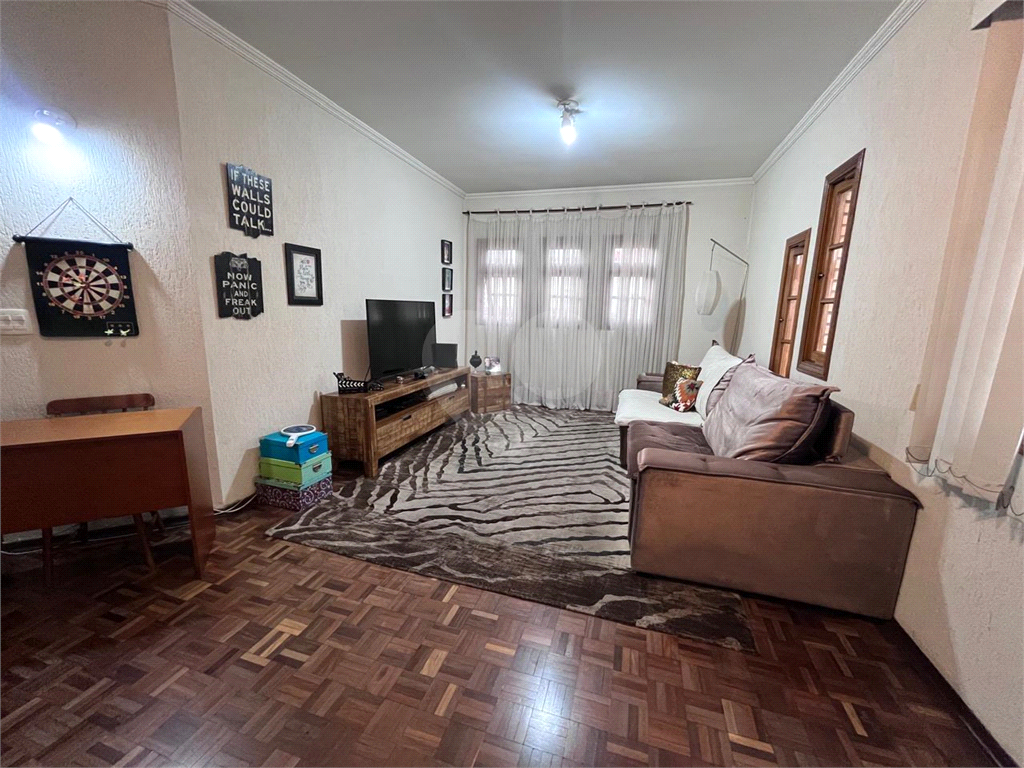 Sobrado para venda com dormitorios sendo 2 suites e 5 vagas e ofuro