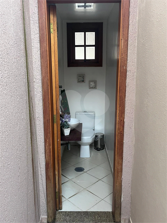 Sobrado para venda com dormitorios sendo 2 suites e 5 vagas e ofuro