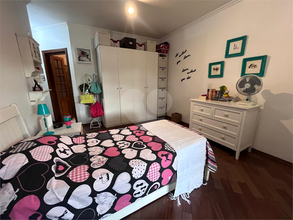 Sobrado para venda com dormitorios sendo 2 suites e 5 vagas e ofuro