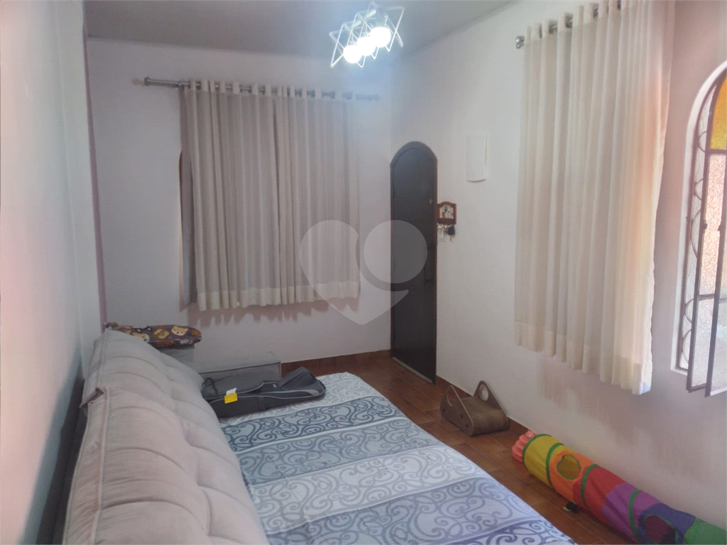 CASA TÉRREA em SANTANA