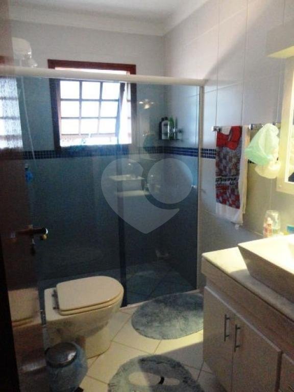 SOBRADO MARAVILHOSO A VENDA EM CONDOMÍNIO FECHADO NO HORTO - 3 DORMS (1 SUÍTE) E 3 VAGAS
