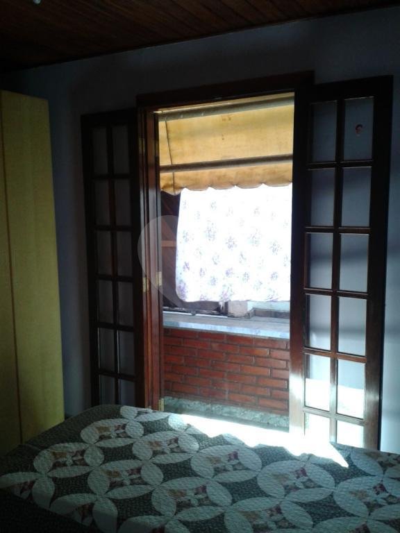 CASA TÉRREA A VENDA NO HORTO FLORESTAL - 4 DORMITÓRIOS (2 SUÍTES) E 4 VAGAS DE GARAGEM