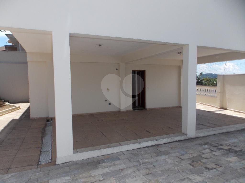 Sobrado à venda com 3 quartos, 210m² - Foto 11