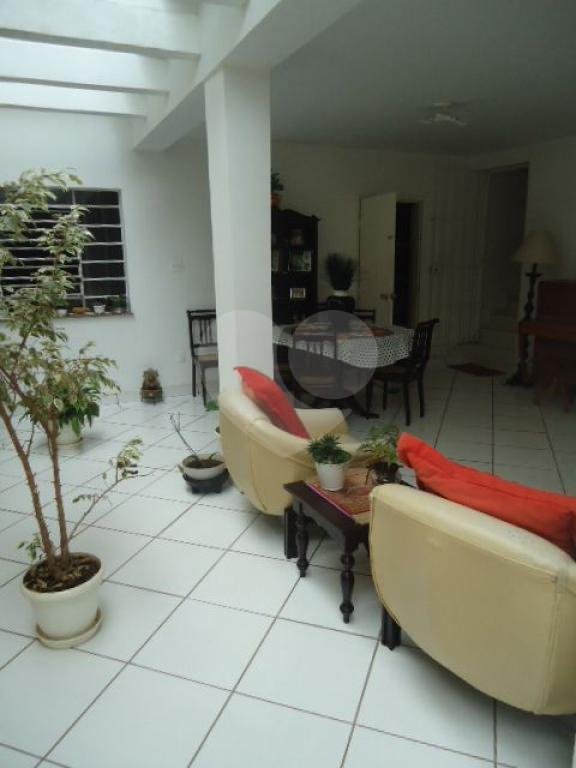 Sobrado maravilhoso à venda no Jardim Paraíso - próx. av. Santa Inês - 4 quartos (1 suíte) e 5 vagas