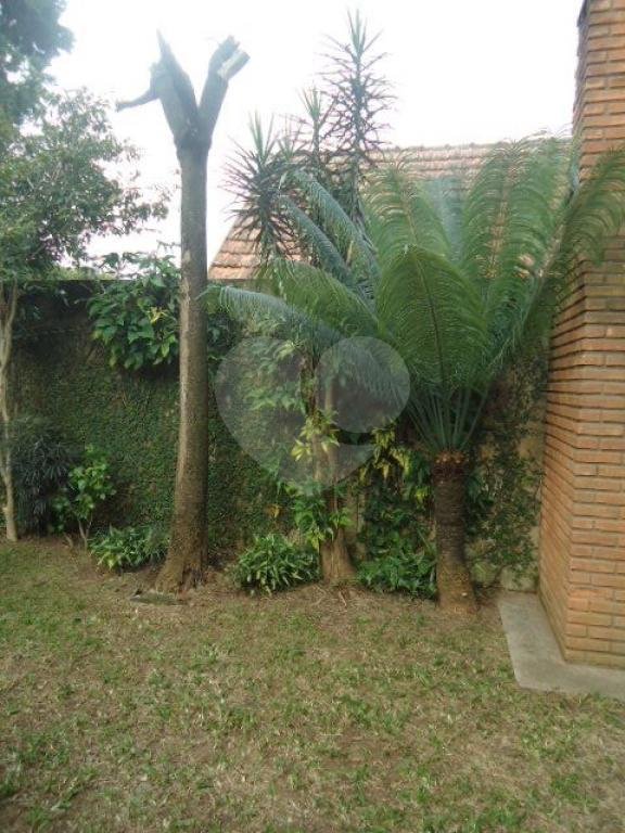 Sobrado maravilhoso à venda no Jardim Paraíso - próx. av. Santa Inês - 4 quartos (1 suíte) e 5 vagas