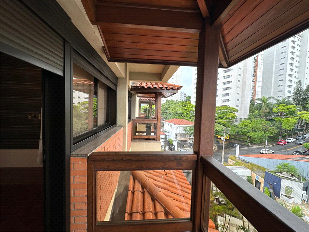 APARTAMENTO em ÁGUA FRIA