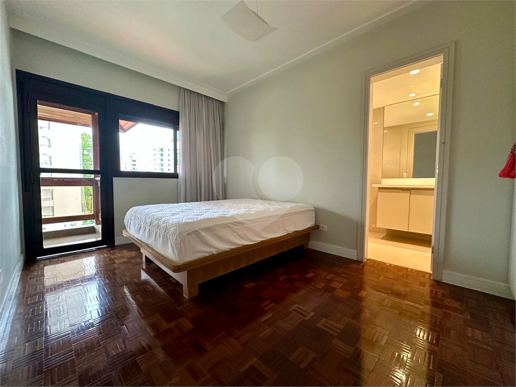 APARTAMENTO em ÁGUA FRIA