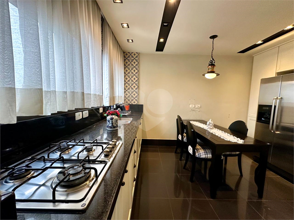 APARTAMENTO em ÁGUA FRIA