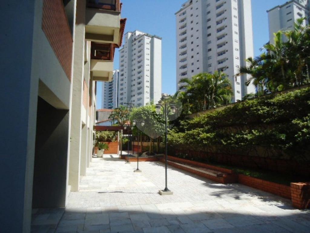 APARTAMENTO em ÁGUA FRIA