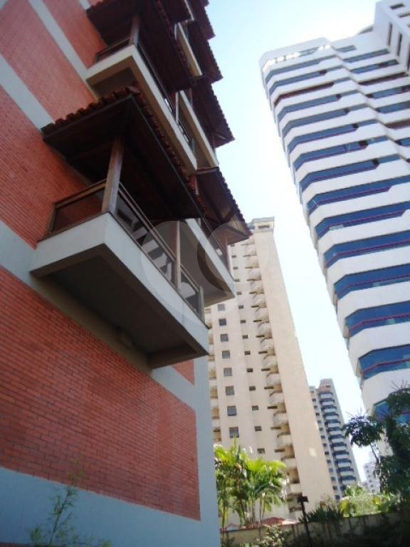 APARTAMENTO em ÁGUA FRIA