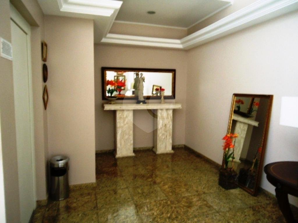 APARTAMENTO em ÁGUA FRIA