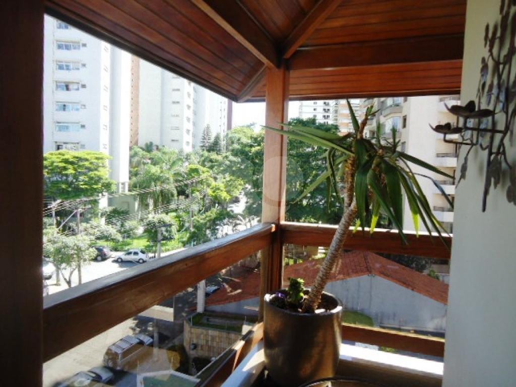 APARTAMENTO em ÁGUA FRIA