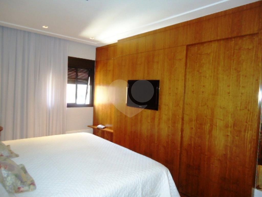 APARTAMENTO em ÁGUA FRIA