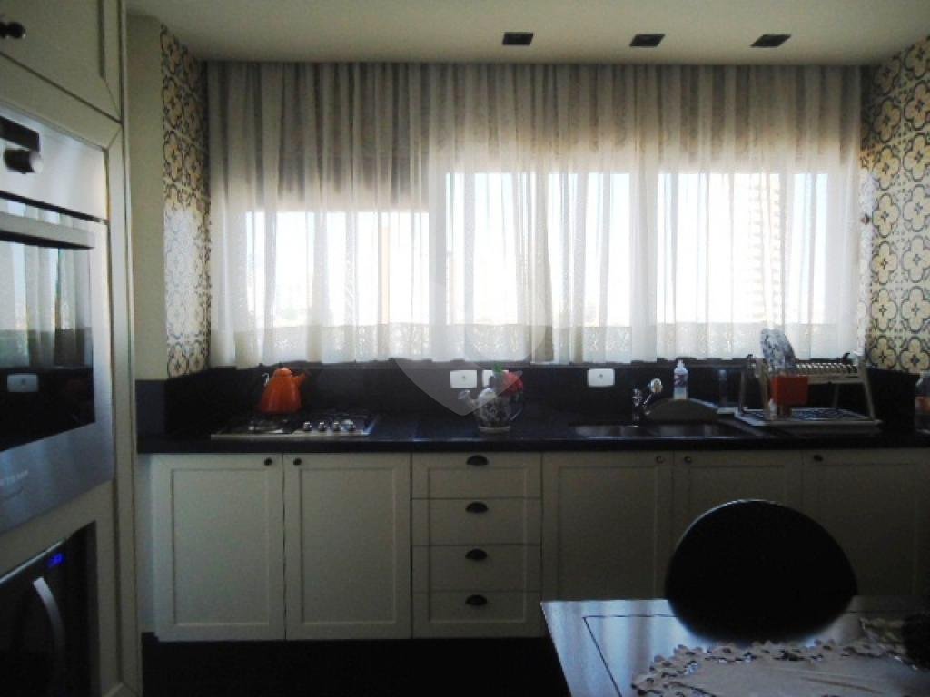 APARTAMENTO em ÁGUA FRIA