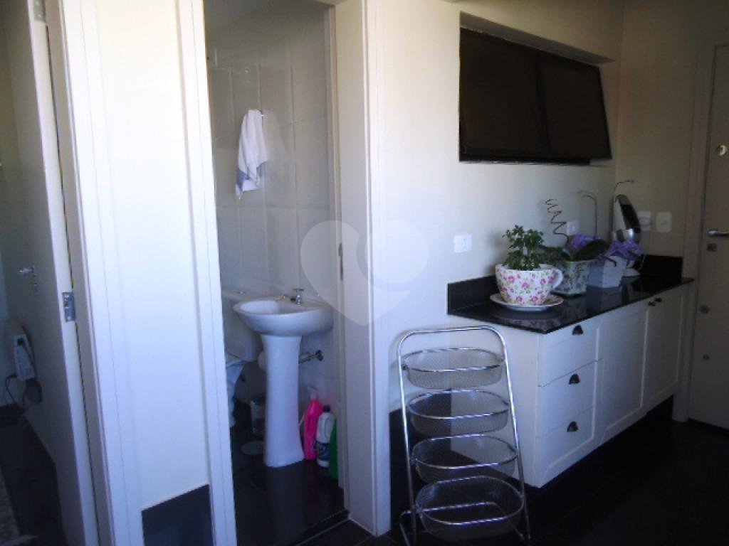 APARTAMENTO em ÁGUA FRIA