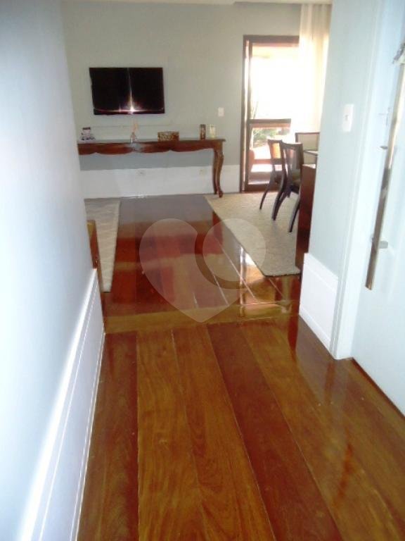 APARTAMENTO em ÁGUA FRIA