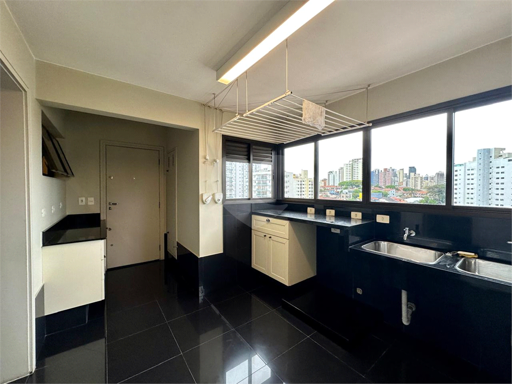 APARTAMENTO em ÁGUA FRIA