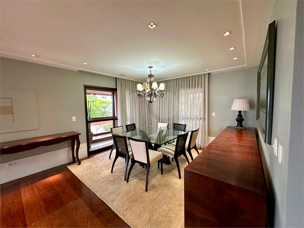 APARTAMENTO em ÁGUA FRIA