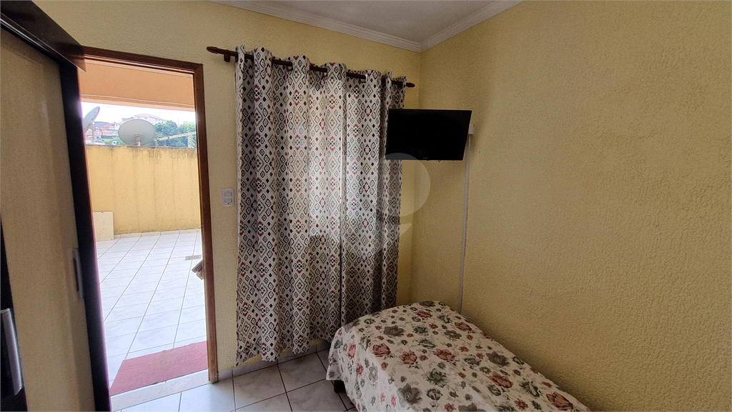 Sobrado para venda, 107m², 3 dormitórios, sala, cozinha, 3 banheiros, quintal, lavanderia, 2 vagas