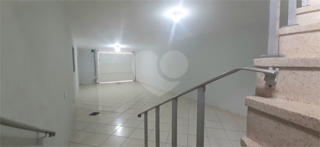 Sobrado à venda com 3 quartos, 243m² - Foto 43