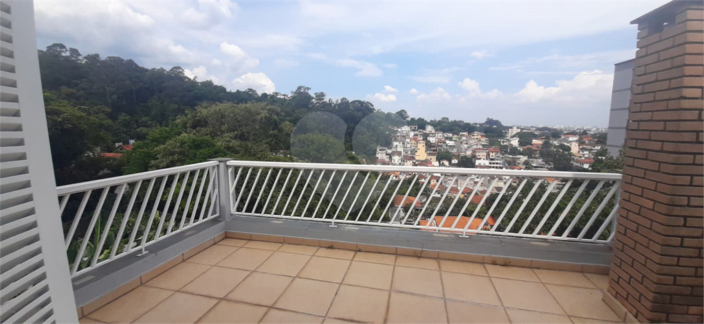 Sobrado à venda com 3 quartos, 243m² - Foto 25