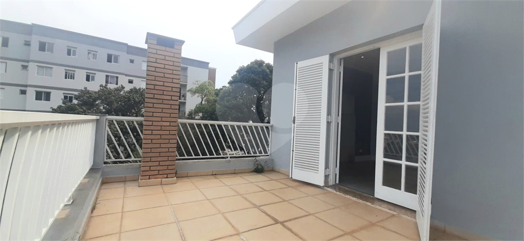 Sobrado à venda com 3 quartos, 243m² - Foto 24