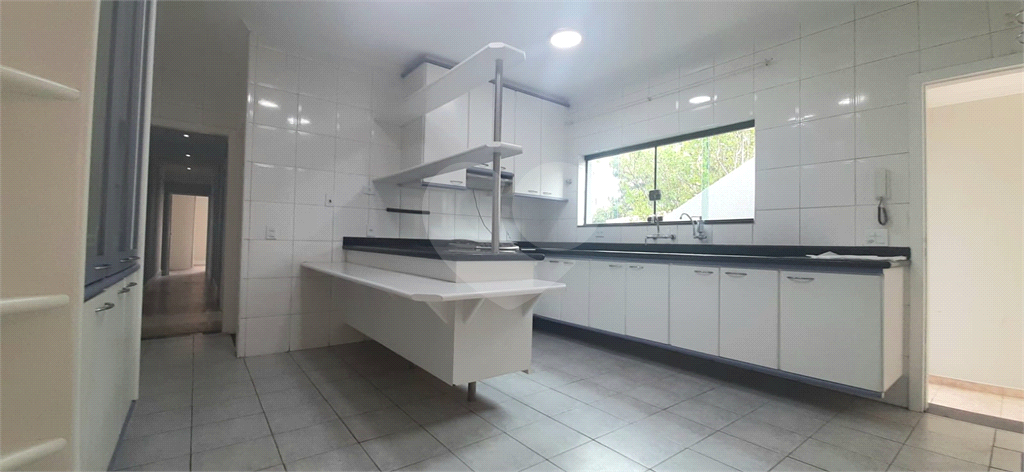 Sobrado à venda com 3 quartos, 243m² - Foto 11