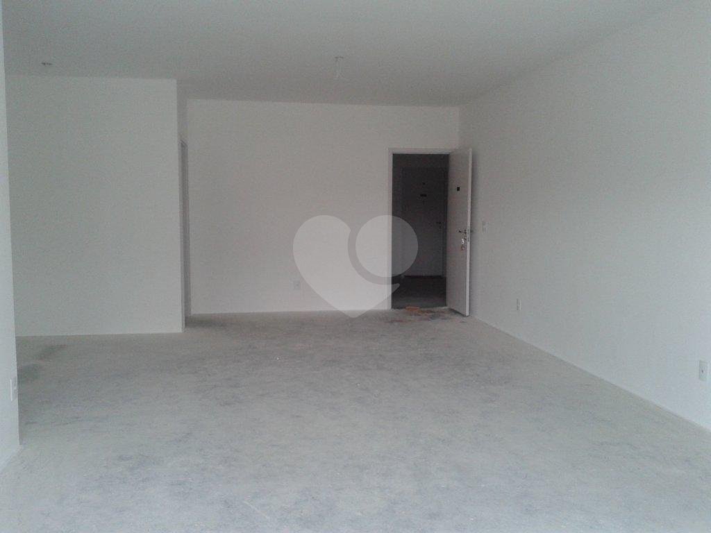 Apartamento à venda com 4 quartos, 131m² - Foto 12