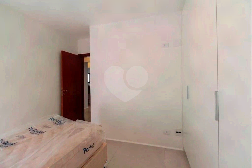 Apartamento à venda com 3 quartos, 145m² - Foto 11