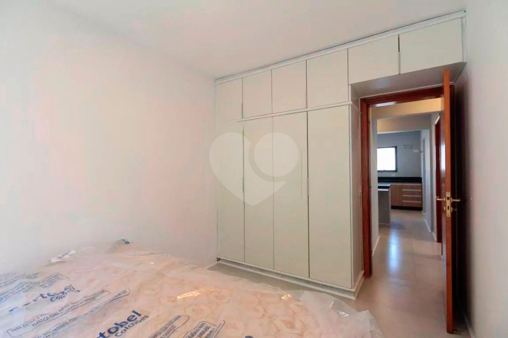 Apartamento à venda com 3 quartos, 145m² - Foto 18